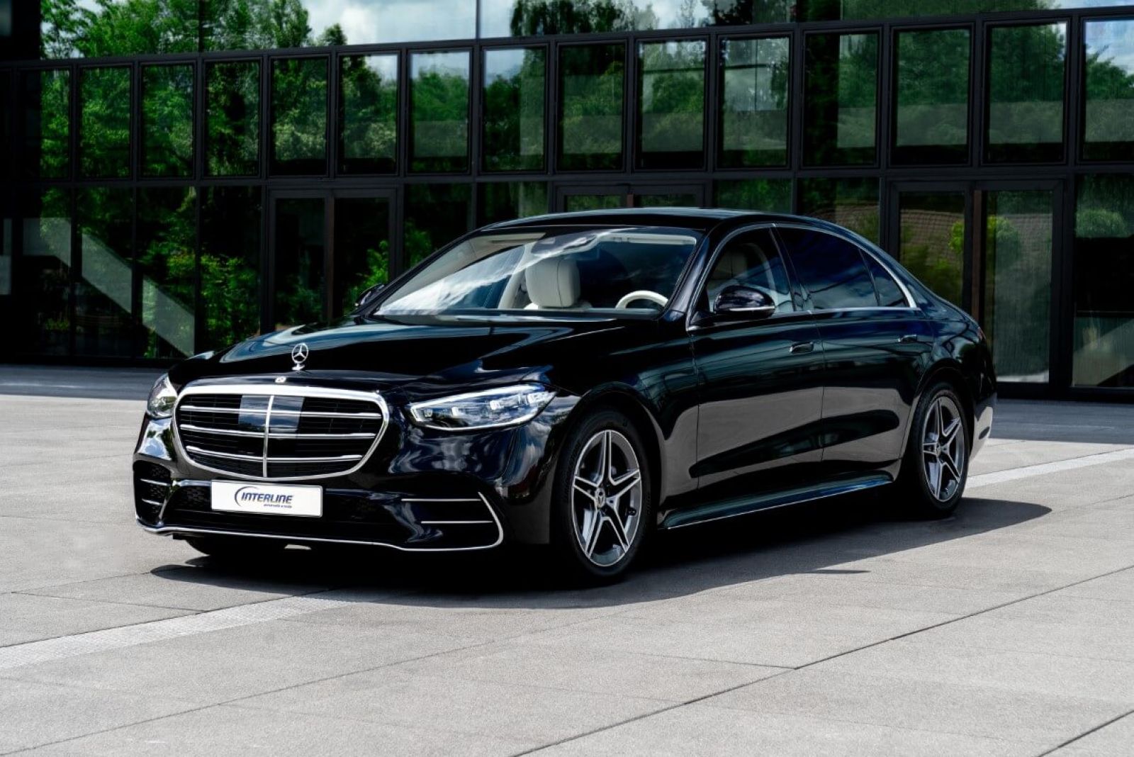 Limousine Mercedes S450 L 4matic von vorne.